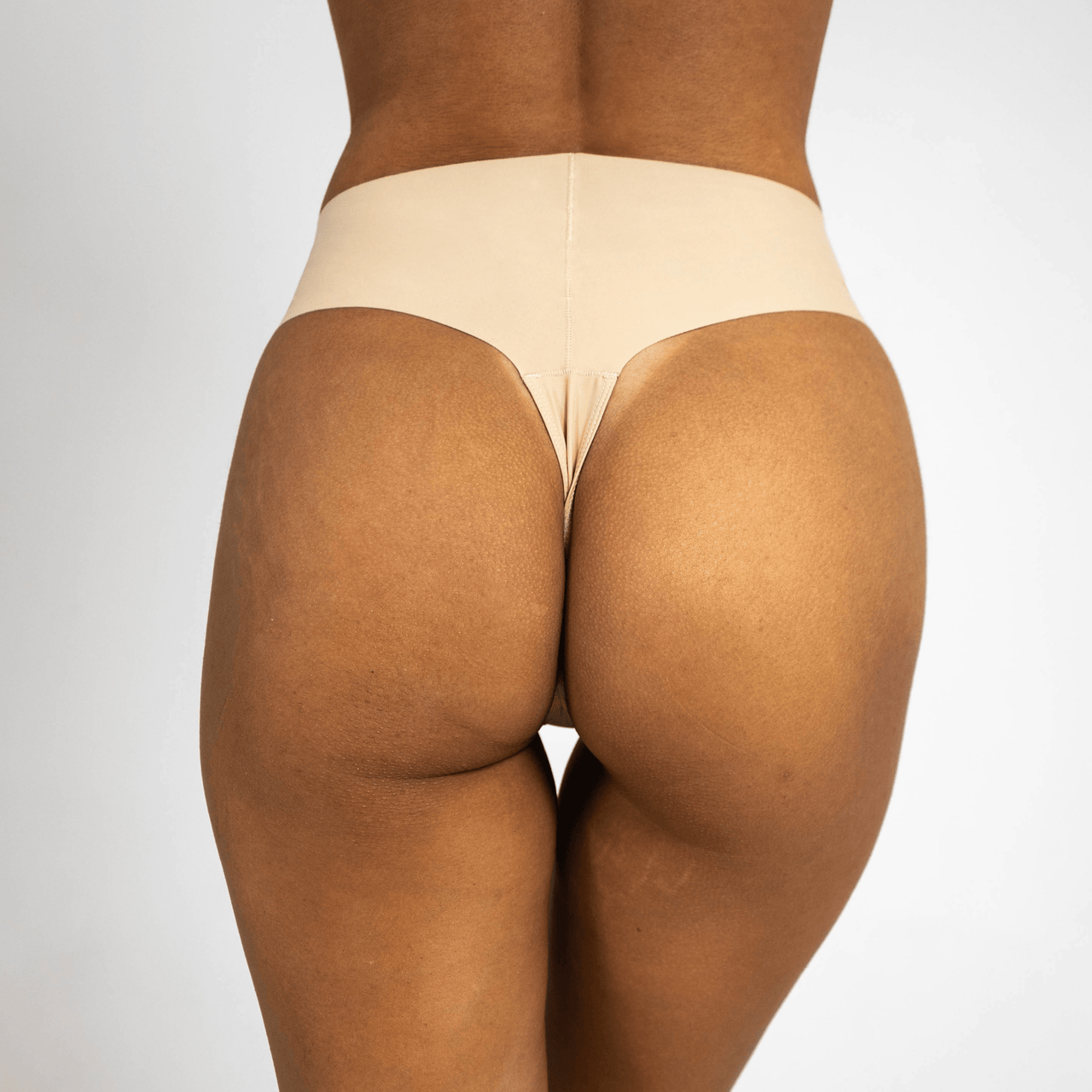 Aura Invisible Camel Toe Thong